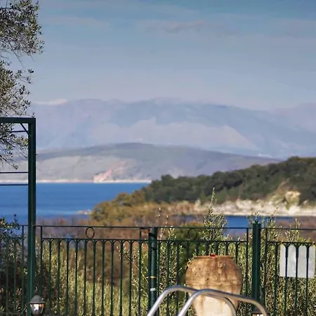 Judi Sleep 10, Bedrooms 5, Swimming Pool * Kassiopi