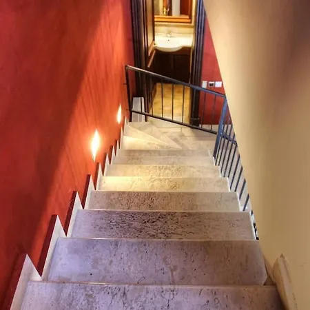 Judi Sleep 10, Bedrooms 5, Swimming Pool Kassiopi