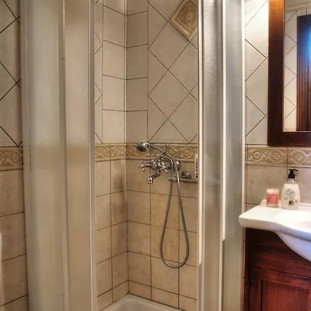 Villa Judi Sleep 10, Bedrooms 5, Swimming Pool *