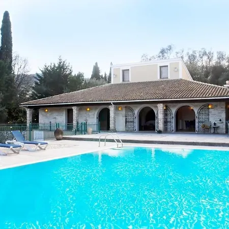 Villa Judi Sleep 10, Bedrooms 5, Swimming Pool